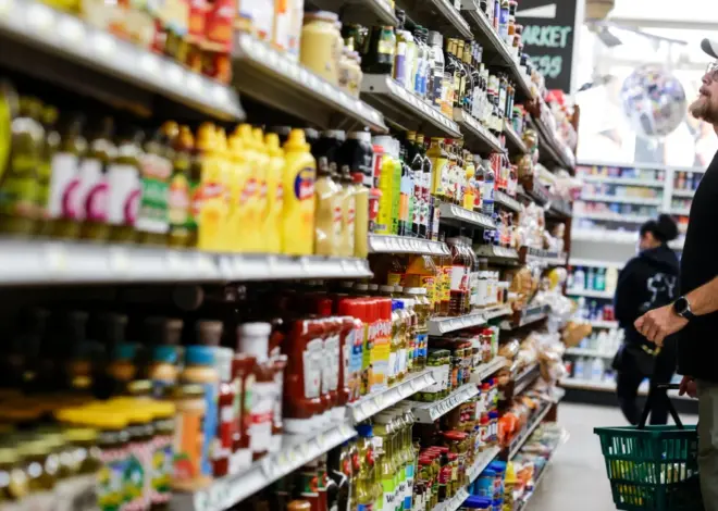 Key inflation gauge worsens as Americans’ income and spending power erodes