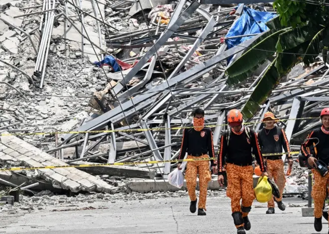 Philippines ends rescue efforts as hope fades for victims of building collapse