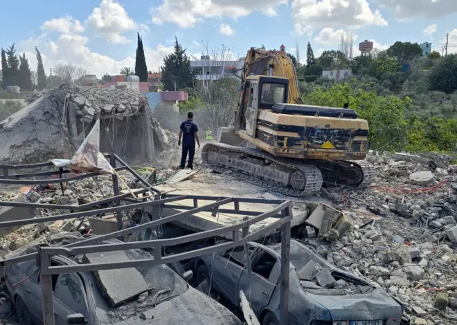 Israel’s military warns residents to leave Lebanese city of Tyre