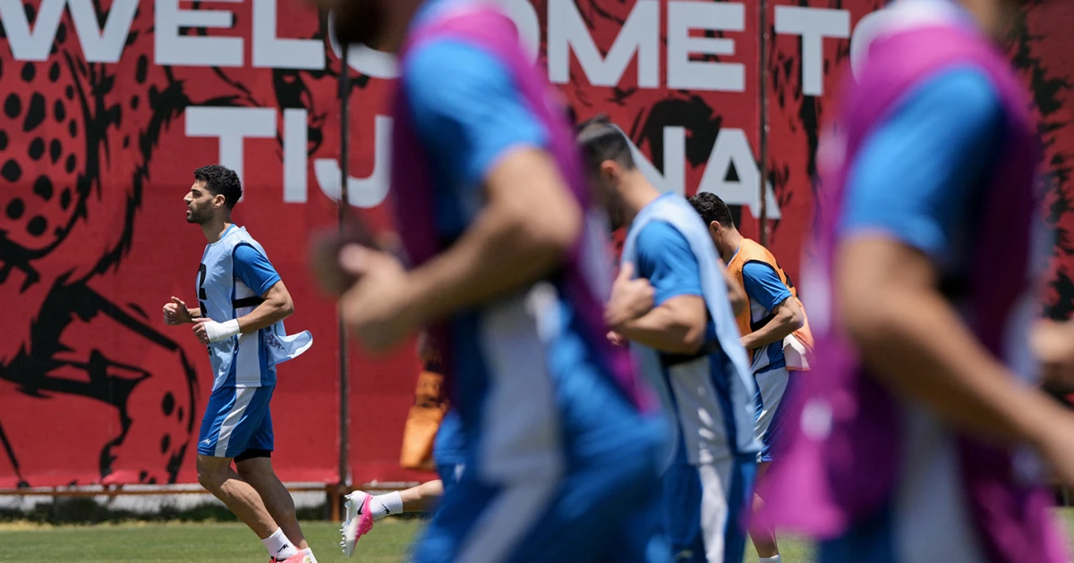 Iran to lodge FIFA complaint over World Cup travel restrictions