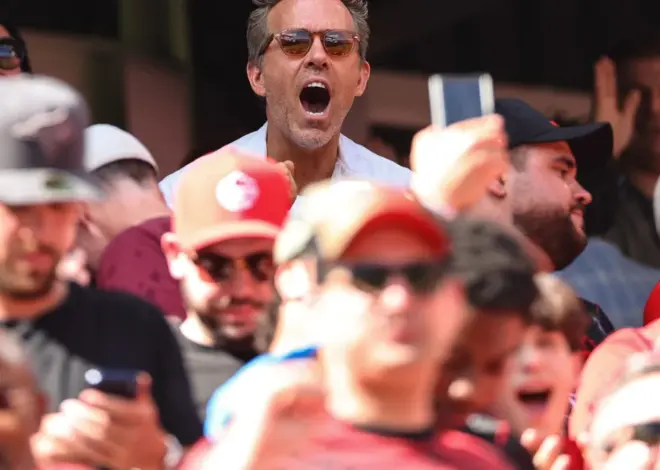 Ryan Reynolds and Mike Myers among the stars at Canada’s first home World Cup match