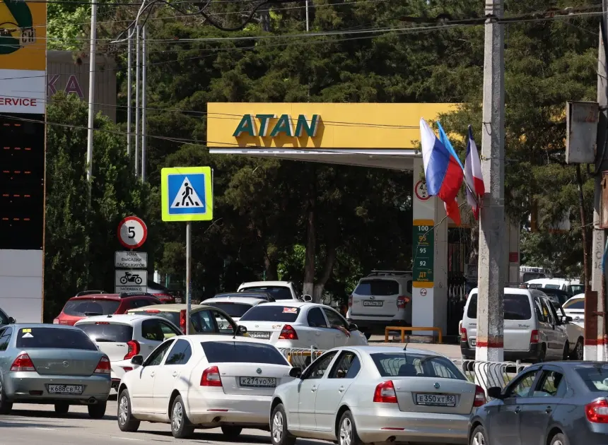 Ukrainian attacks prompt Russian-held Crimea to halt civilian gasoline sales