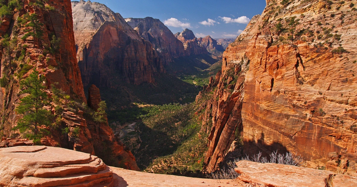 Former Vegas youth pastor charged with murder 20 years after his wife’s deadly fall at Zion National park