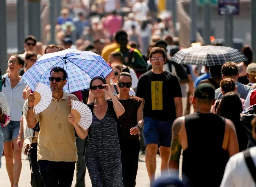 Dangerous heat wave to scorch U.S. ahead of July Fourth
