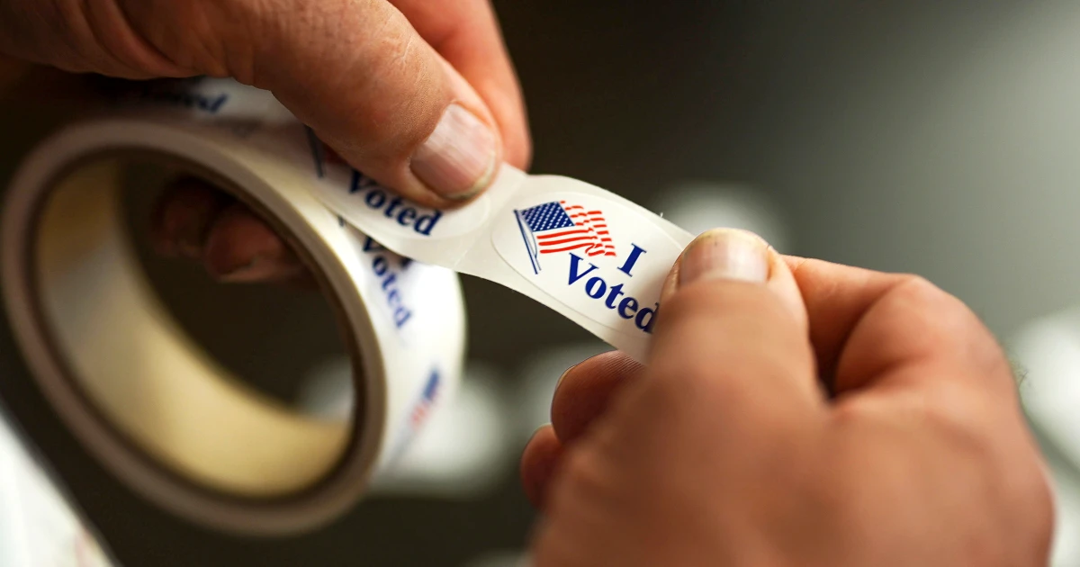 Primary races in Oklahoma and Washington, D.C., and B-52 bomber crash in California: Morning Rundown