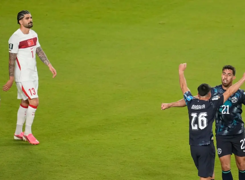 Paraguay beats Turkey 1-0 at the World Cup to clinch Group D for the U.S.