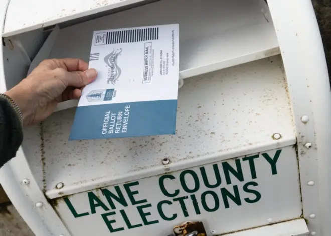 Supreme Court allows states to count mail-in ballots that arrive late, rejecting RNC challenge