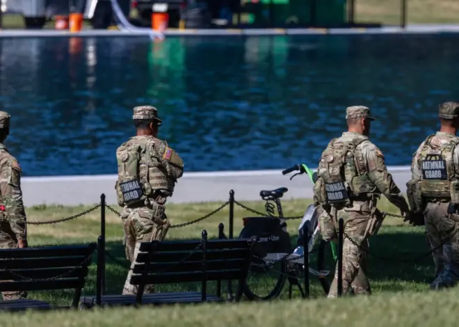 Man seen on video being detained at Reflecting Pool faces disorderly conduct and obscenity charges
