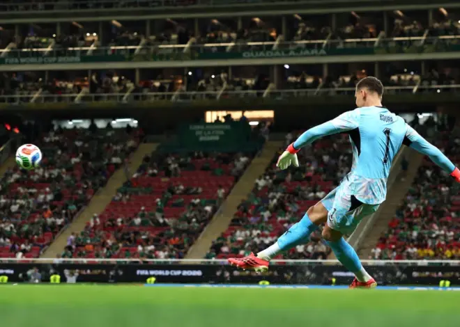 Empty seats on World Cup’s opening day renew ticket price concerns