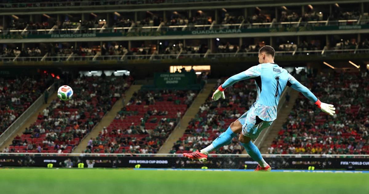 Empty seats on World Cup’s opening day renew ticket price concerns