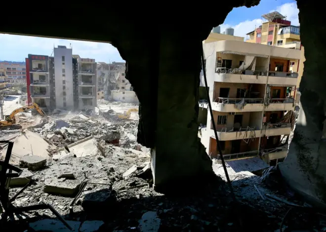 Israel and Lebanon agree to implement ceasefire