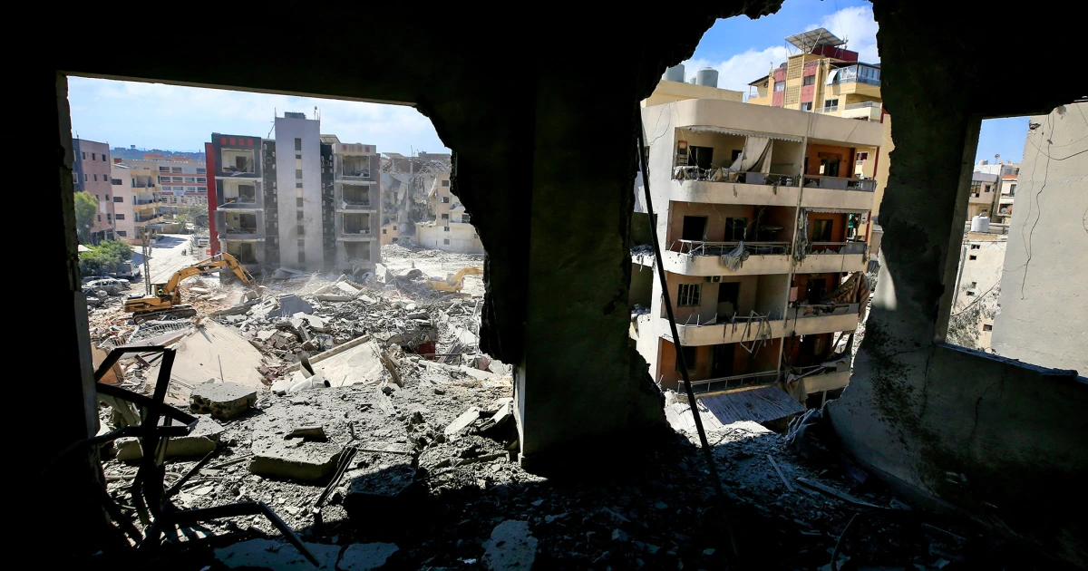 Israel and Lebanon agree to implement ceasefire