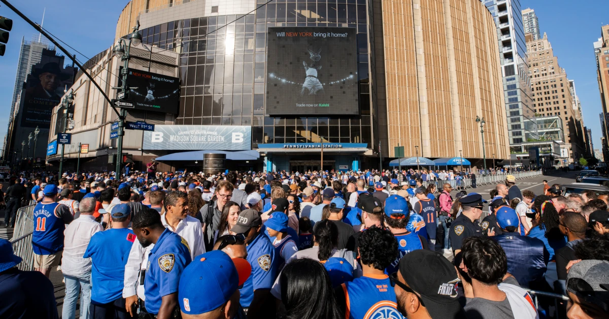 Knicks say Game 3 circus wasn’t the reason for their first loss in more than a month