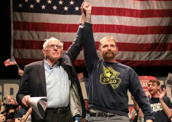 Bernie Sanders defends Graham Platner after reports of sexually explicit text messages