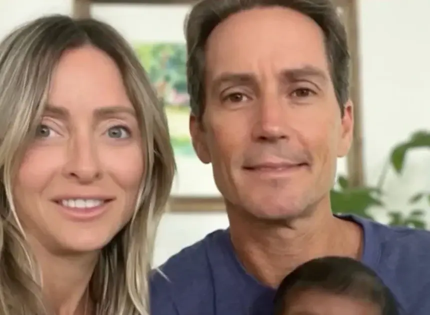 Florida couple in IVF clinic’s embryo mix-up will keep baby who is not genetically theirs