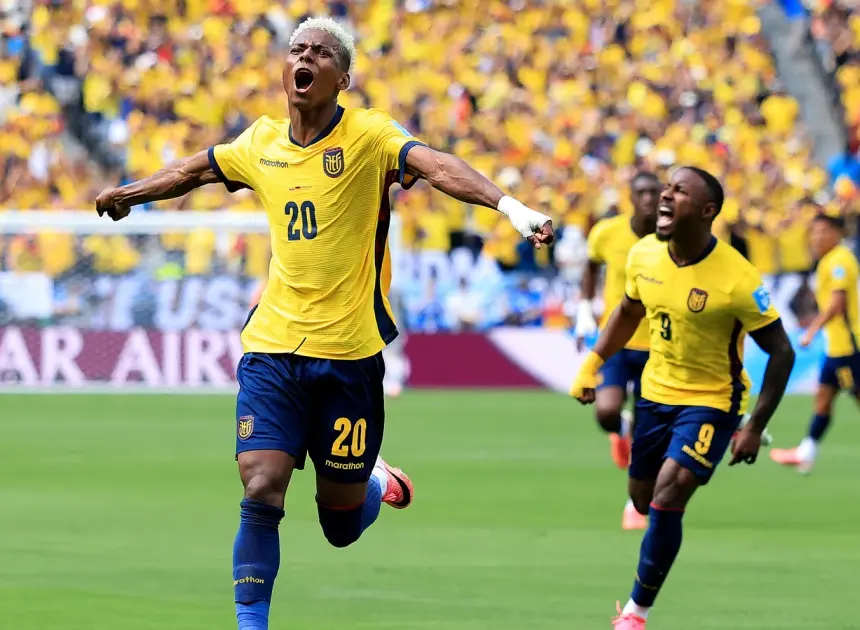 Ecuador beats Germany in World Cup shocker, advances to knockout round