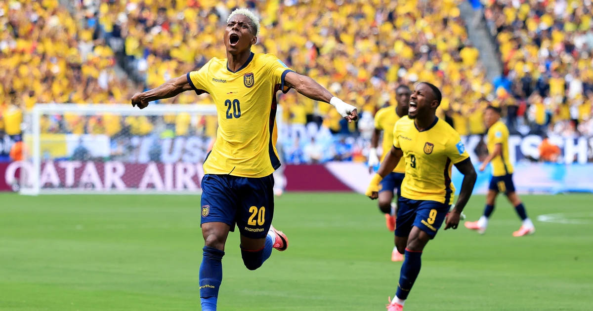 Ecuador beats Germany in World Cup shocker, advances to knockout round