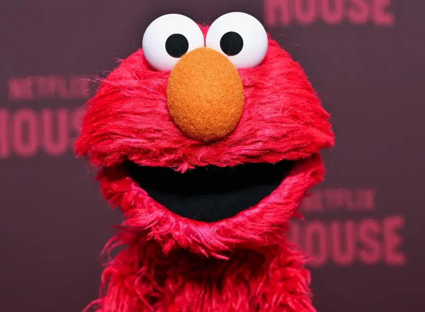 Elmo picks a side for World Cup after his NBA Finals controversy: ‘Don’t make this a thing’