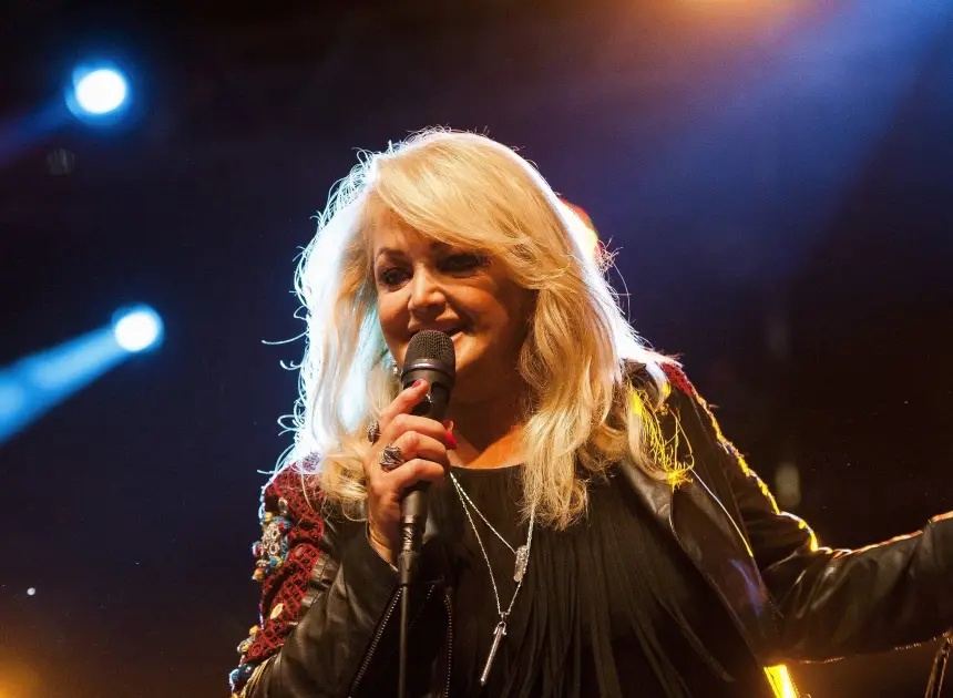 Singer Bonnie Tyler out of a coma but still ‘very unwell,’ her family says
