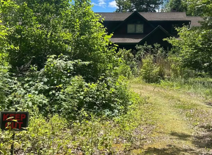 Mother and son identified as skeletal remains found in Connecticut home bought at auction