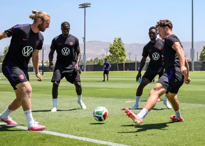 As World Cup opener nears, U.S. men know they’ll play under a spotlight