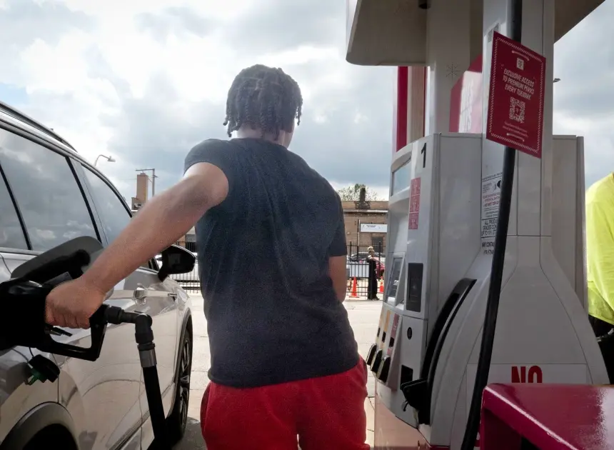 Gas prices fall below $4 for the first time since March