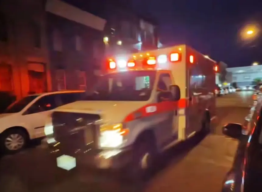 5 women injured in New Jersey after people on moped throw acid on them