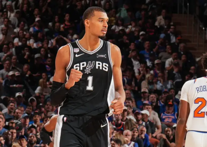 Victor Wembanyama, Spurs send boisterous Knicks fans home quiet with Game 3 win