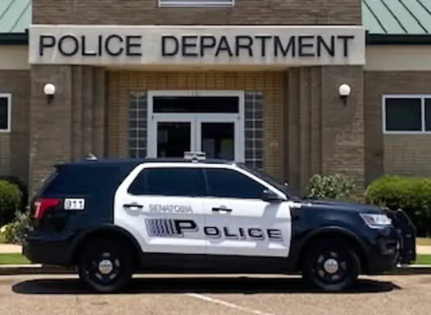 Mississippi 1-year-old killed after police shoot at car during alleged shoplifting call