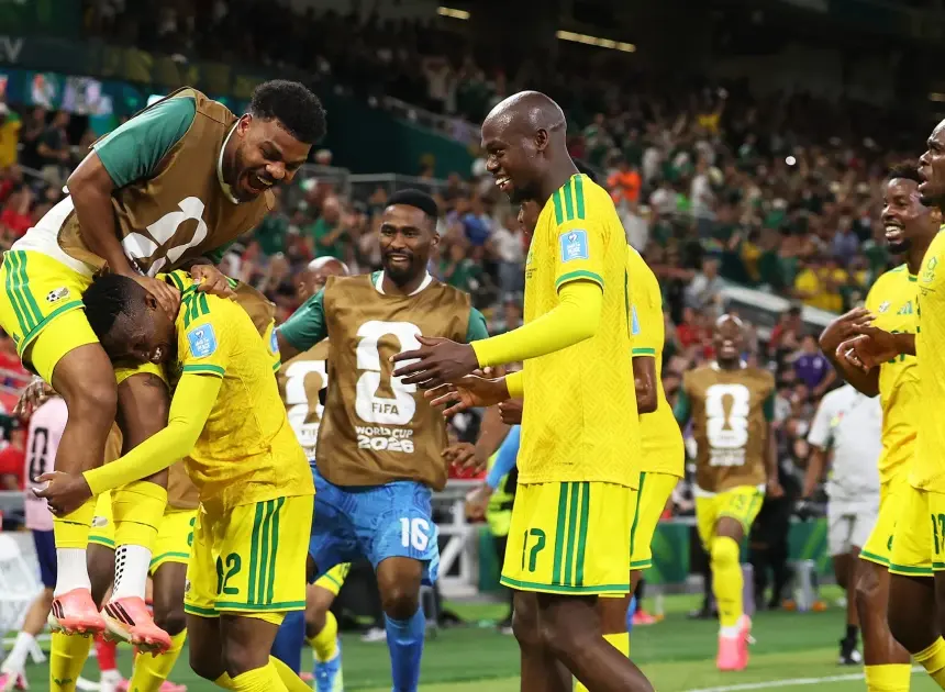 South Africa reaches World Cup knockouts for 1st time, stunning South Korea