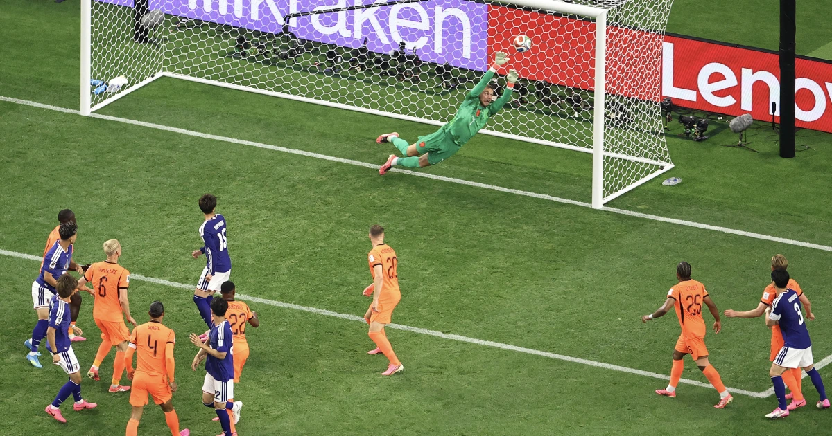 Japan’s Daichi Kamada scores late header to rescue 2-2 draw with the Netherlands in World Cup opener for both