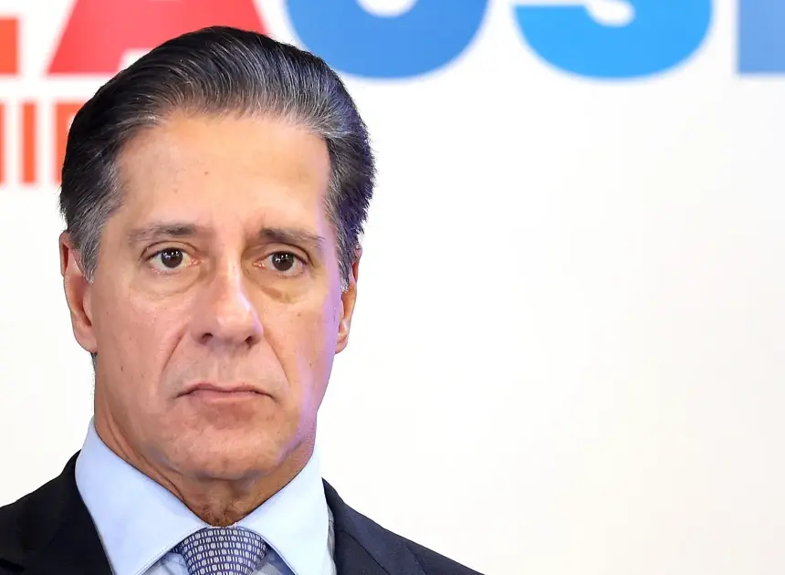 Los Angeles schools superintendent resigns, months after FBI raid