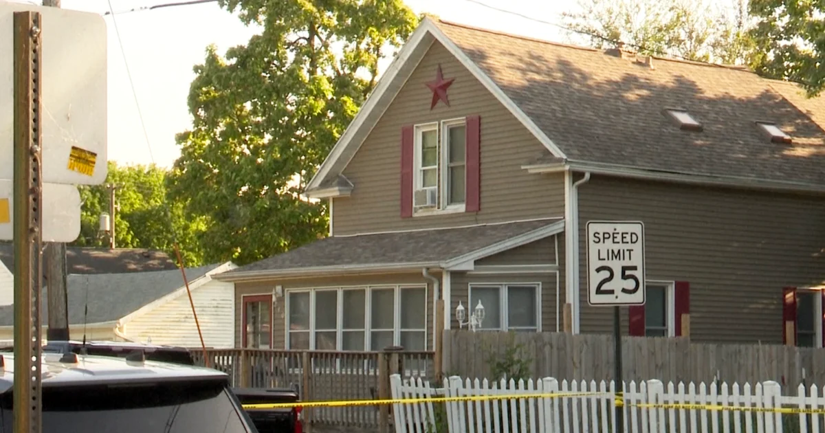 Iowa gunman suspected of killing 6 family members then himself