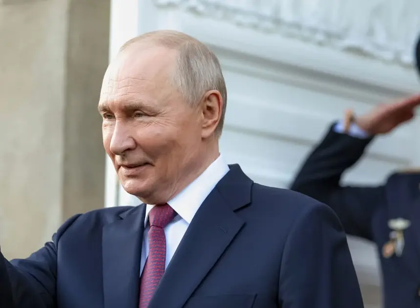 Putin faces Ukrainian drone threat and stagnating economy at ‘Russian Davos’