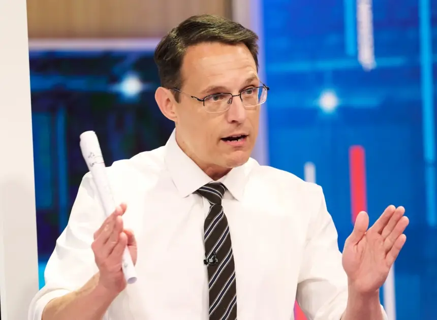 Send your midterm elections questions for Steve Kornacki