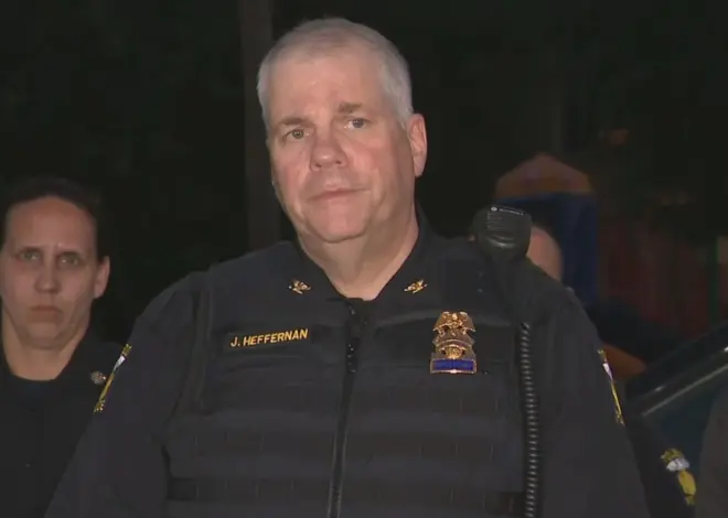 At least 12 shot near Ohio festival, gunmen still at large