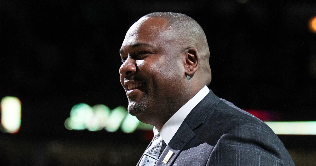 Stacey King, a 3-time NBA champion with the Chicago Bulls, dies at 59