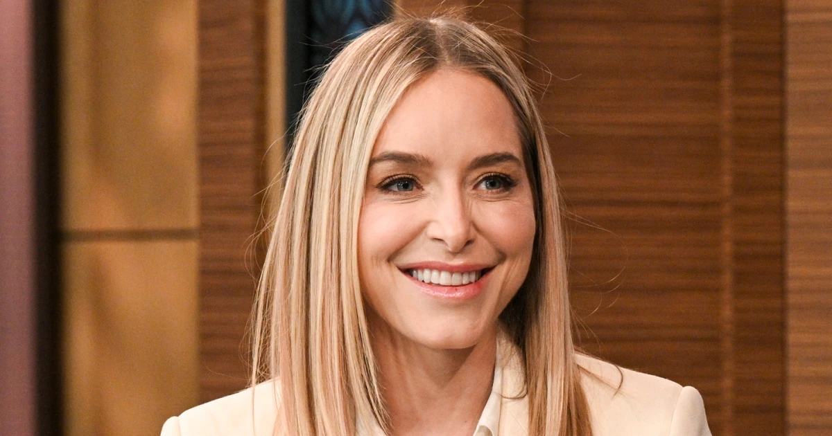 Author Jenny Mollen faces backlash over ‘appalling’ photos with 12-year-old son