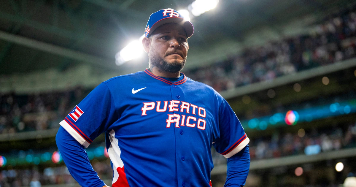 Two pilots killed in plane crash en route to pick up former MLB star