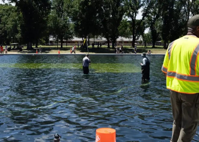 Trump blames vandals for Reflecting Pool problems and says it may need to be drained again