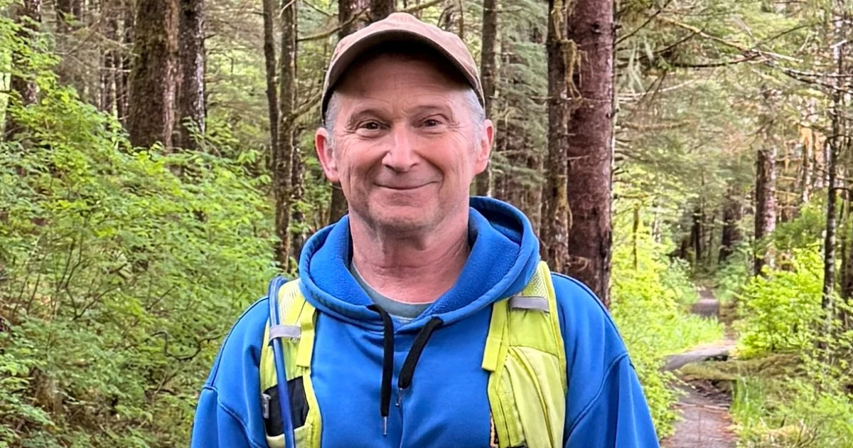 Sen. Dan Sullivan’s same-named challenger sues to stay in Alaska primary race