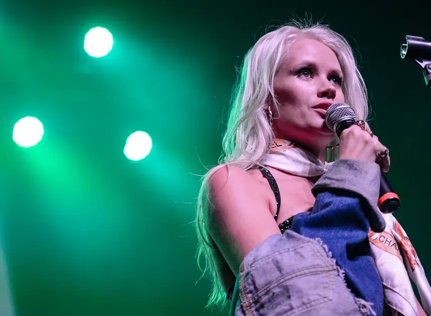 Lauren Bennett, singer on ‘Party Rock Anthem,’ dies at 37