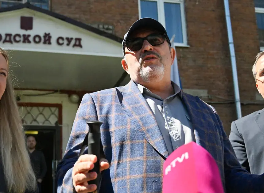 Russian anti-war politician ends run for parliament, citing legal setbacks