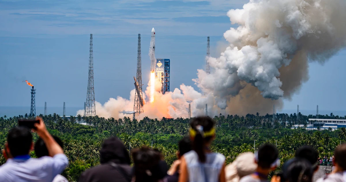 China takes a page from SpaceX and recaptures the first stage of a rocket