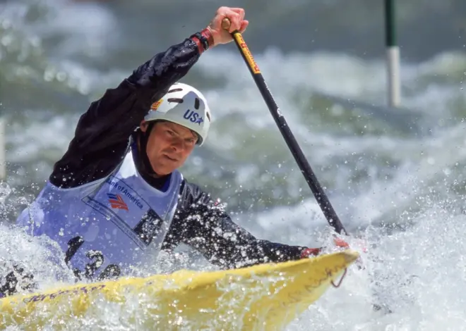 U.S. Olympic canoeist David ‘Davey’ Hearn charged in Reflecting Pool vandalism