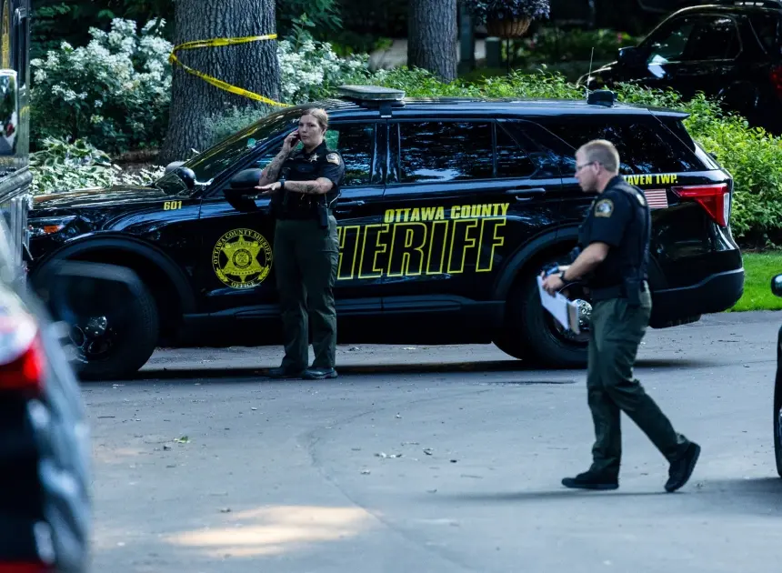 Dad fatally shot his wife and 6 kids before setting their Michigan home on fire and killing himself, authorities say