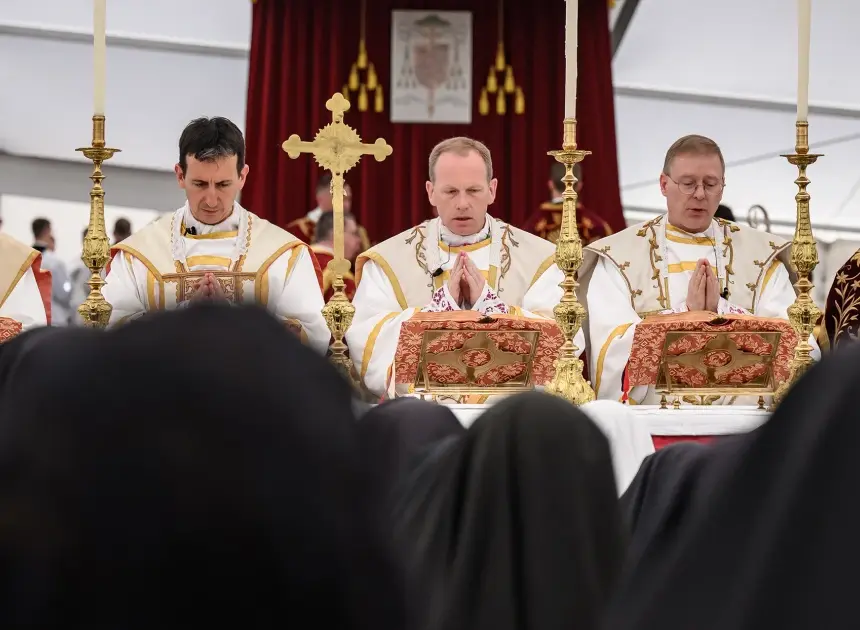 Defying Pope Leo XIV and risking schism, traditionalists go ahead with Latin Mass consecrations