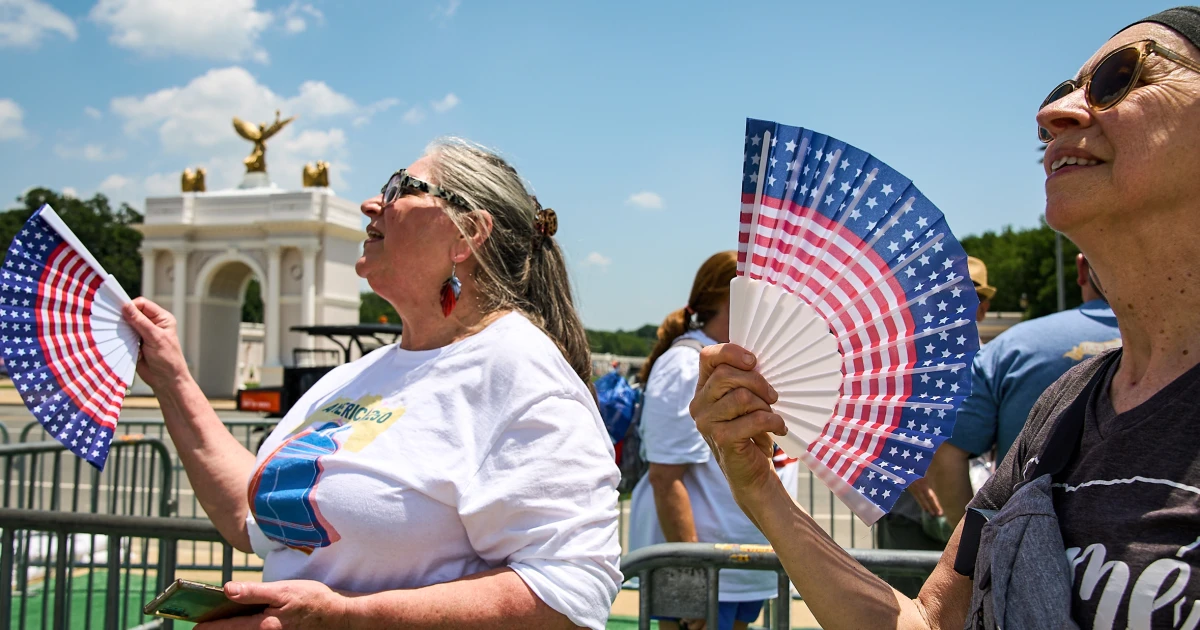 Another dangerous heat wave to hit in week ahead, meteorologists warn: ‘Not to be played with’
