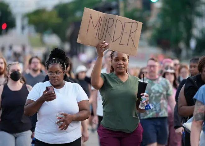 Wisconsin officer kills man armed with knife, police say, as shooting sparks protests