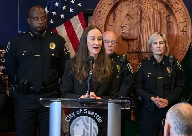 Seattle mayor defends ousting police chief after festival shootout